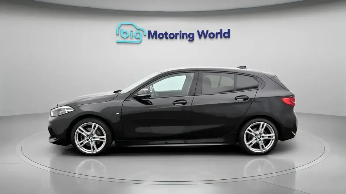 Used BMW 118 M Sport 136 HP (100 kW) 2023 Black Hatchback