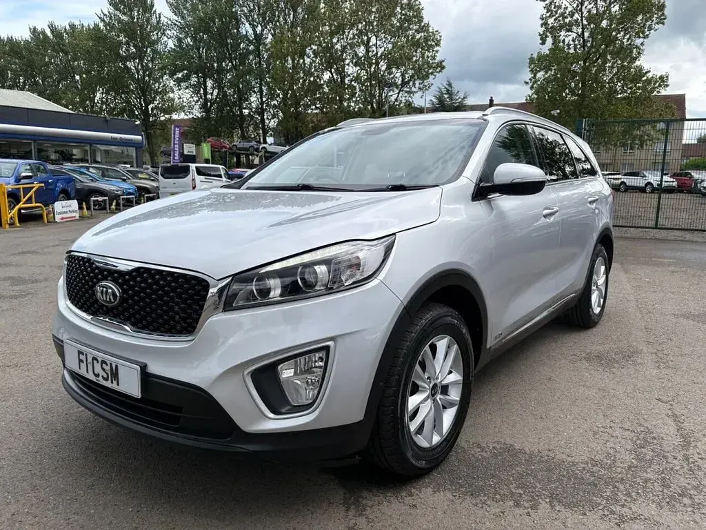 Used Kia Sorento 197 HP (144 kW) 2017 Silver SUV