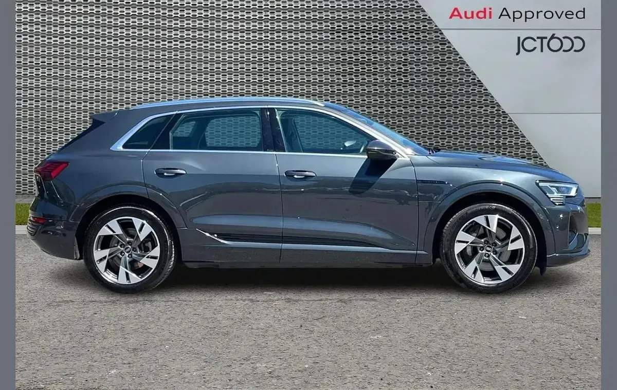 Used Audi Q8 e-tron Sport 250 kW (340 HP) 2023 Grey SUV