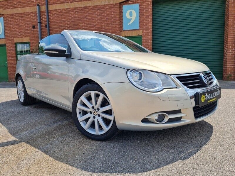 Silver Used 2009 VW Eos SE Cabriolet | £3,499 (Fair price) - Image 1/4