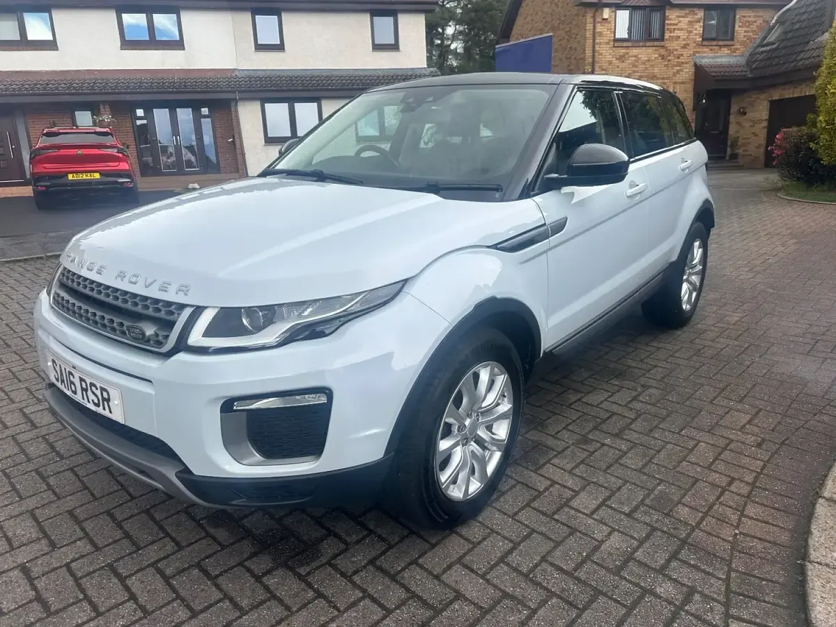Używany Land Rover Range Rover evoque SE 180 KM (132 kW) 2016 Biały SUV