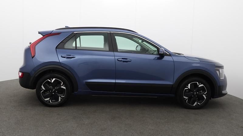Used Kia e-Niro 150 kW (204 HP) 2024 Mineral blue SUV