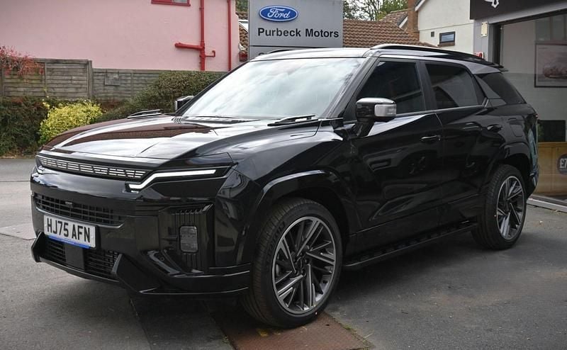 New Ssangyong (KGM) Actyon 163 HP (119 kW) 2025 Black Estate