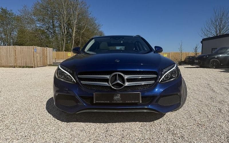 Used Mercedes C200 Premium Plus 184 HP (135 kW) 2017 Blue Estate