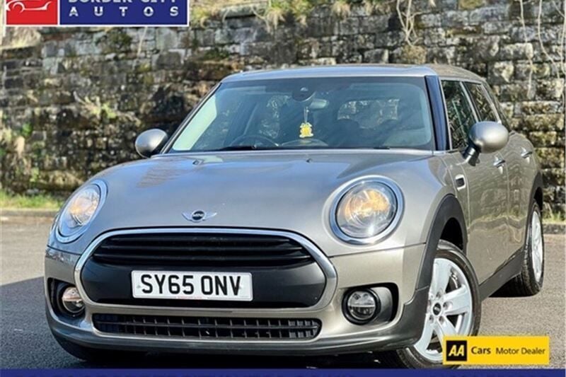 Silver Used 2017 Mini One Clubman Estate | £7,995 - Image 1/4