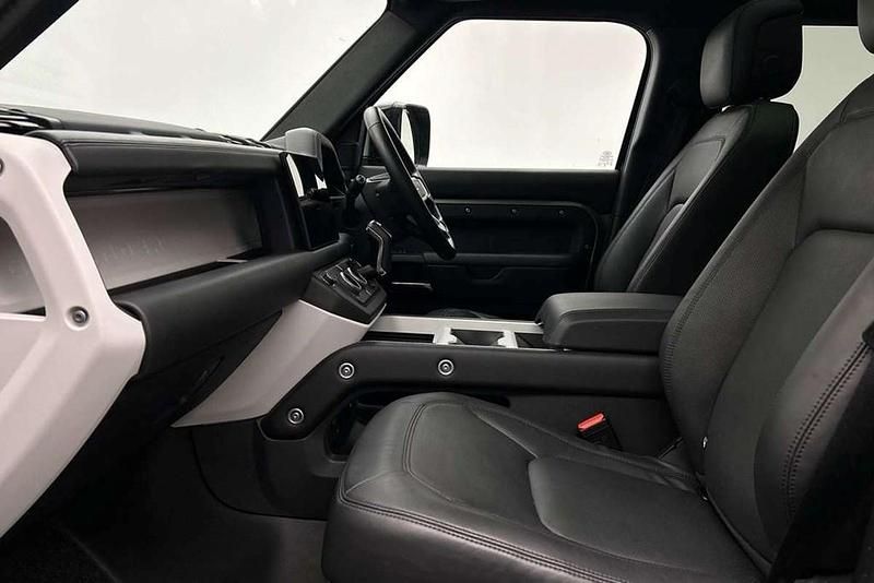 Usado Land Rover Defender HSE Dynamic 344 CV (253 kW) 2024 Verde SUV