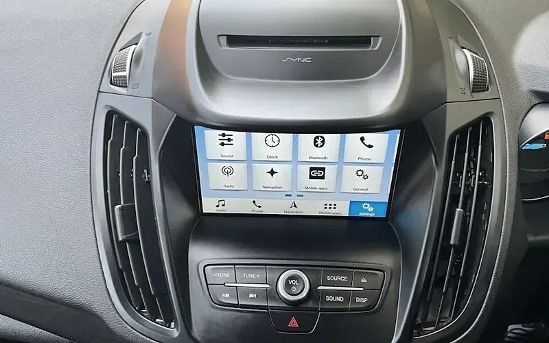 Used Ford Kuga ST-Line 150 HP (110 kW) 2017 Silver SUV
