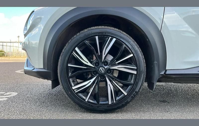 Used Nissan Juke Tekna+ 114 HP (83 kW) 2023 White SUV