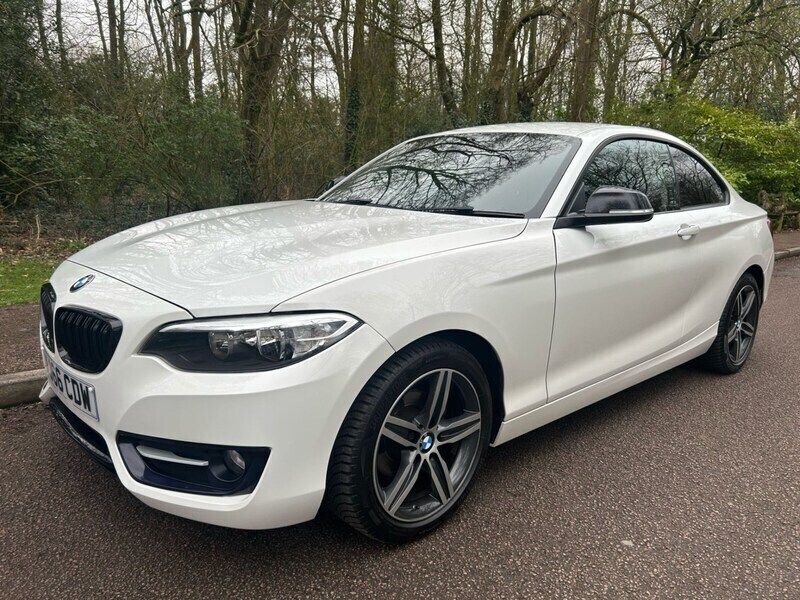 White Used 2017 BMW 218 Sport Line Coupe | £6,495 (Good price) - Image 1/4