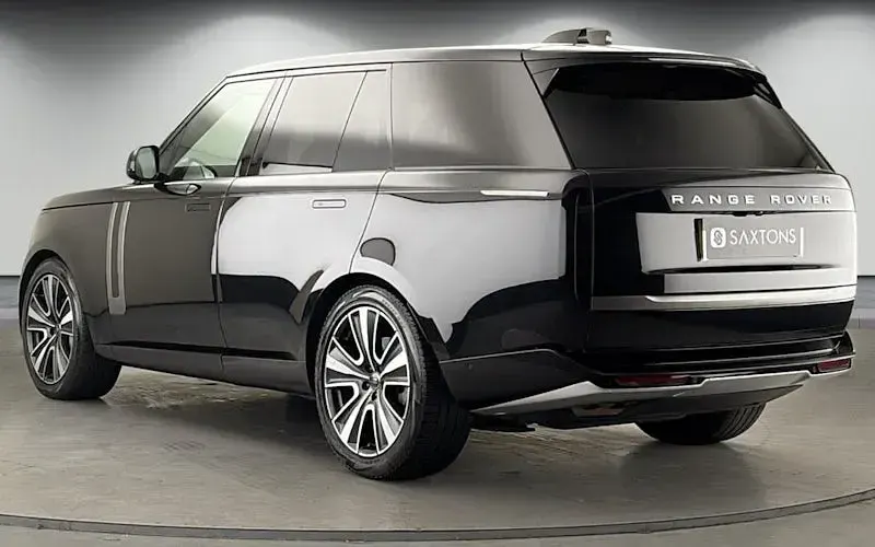 Używany Land Rover Range Rover SE 300 KM (220 kW) 2024 Czarny SUV