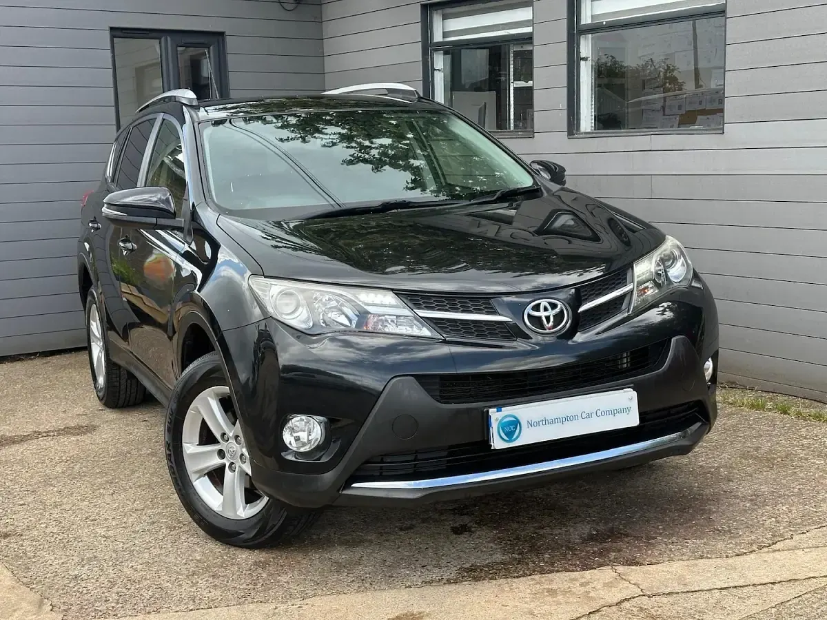 Used Toyota RAV4 124 HP (91 kW) 2013 Black SUV