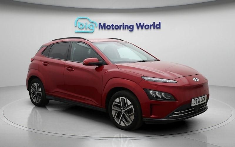 Used Hyundai Kona Premium 150 kW (204 HP) 2021 Red SUV