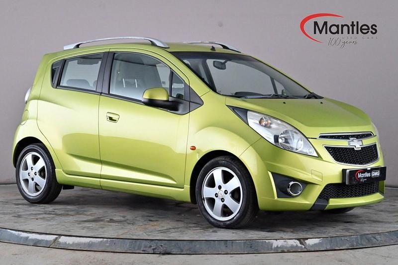 Green Used 2011 Chevrolet Spark LT Hatchback | £2,295 (Super price) - Image 1/4