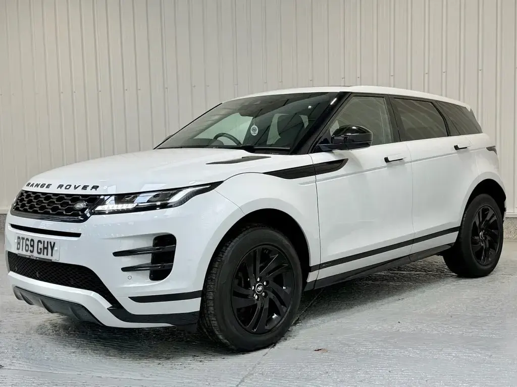 Used Land Rover Range Rover evoque R-Dynamic 180 HP (132 kW) 2019 White SUV