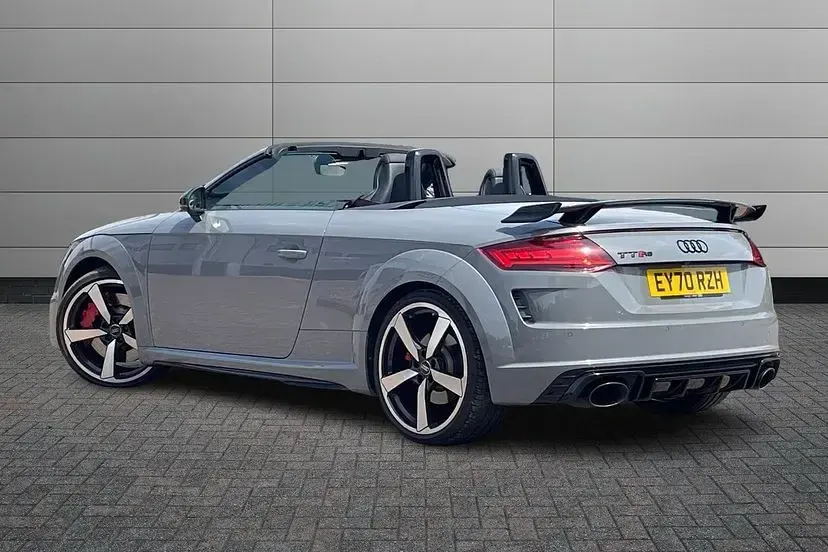 Used Audi TT Roadster Comfort 395 HP (290 kW) 2020 Nardo grey Cabriolet
