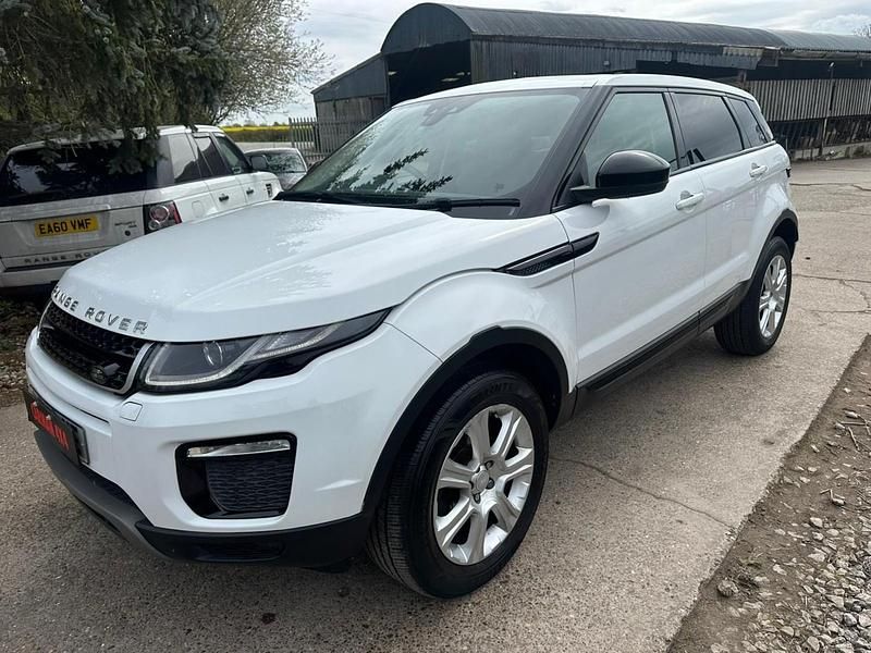 Used Land Rover Range Rover evoque SE 150 HP (110 kW) 2017 White Estate