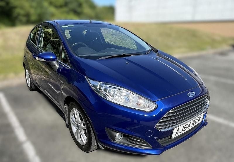 Blue Used 2014 Ford Fiesta Zetec Hatchback | £4,495 (Fair price) - Image 1/4