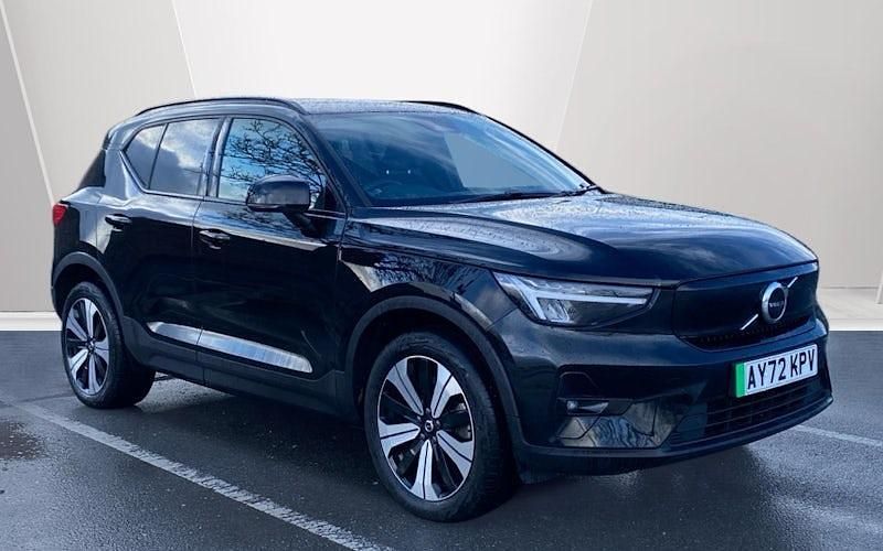 Used 2022 Volvo XC40 Plus SUV | £20,537 (Fair price) - Image 1/4