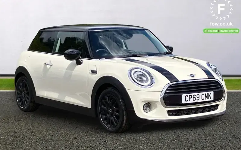 Used Mini Cooper Classic 136 HP (100 kW) 2021 Hatchback