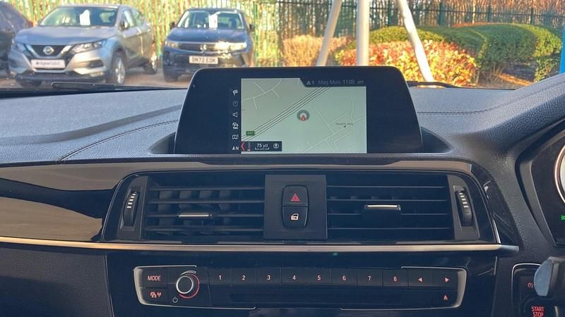 Used BMW 118 Sport Line 2018 South seas blue Hatchback