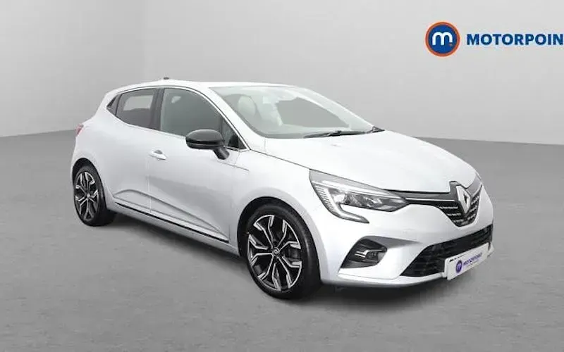 Used Renault Clio Techno 90 HP (66 kW) 2022 Hatchback