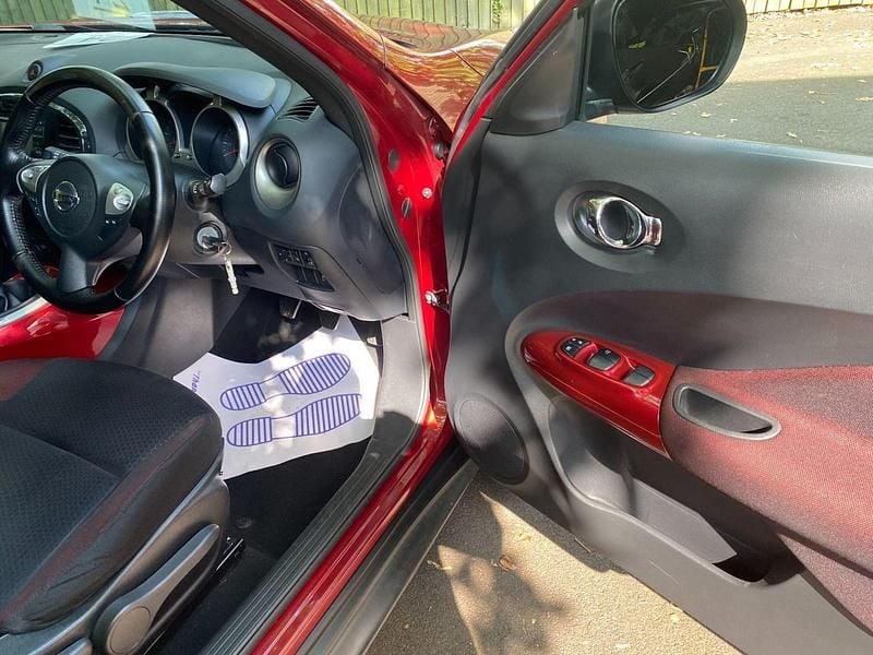 Used Nissan Juke Acenta 2011 Red SUV
