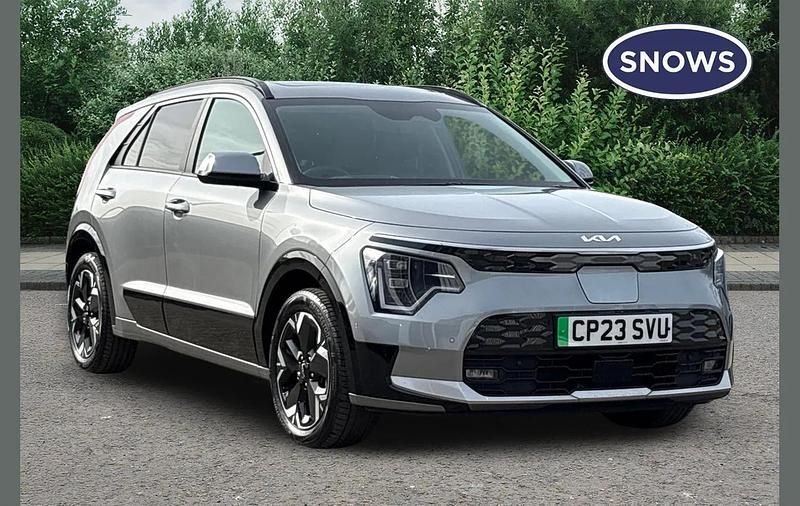 Used Kia e-Niro 147 kW (201 HP) 2023 Steel grey SUV