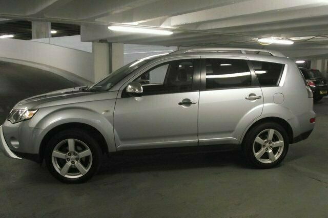 Używany Mitsubishi Outlander 2009 SUV