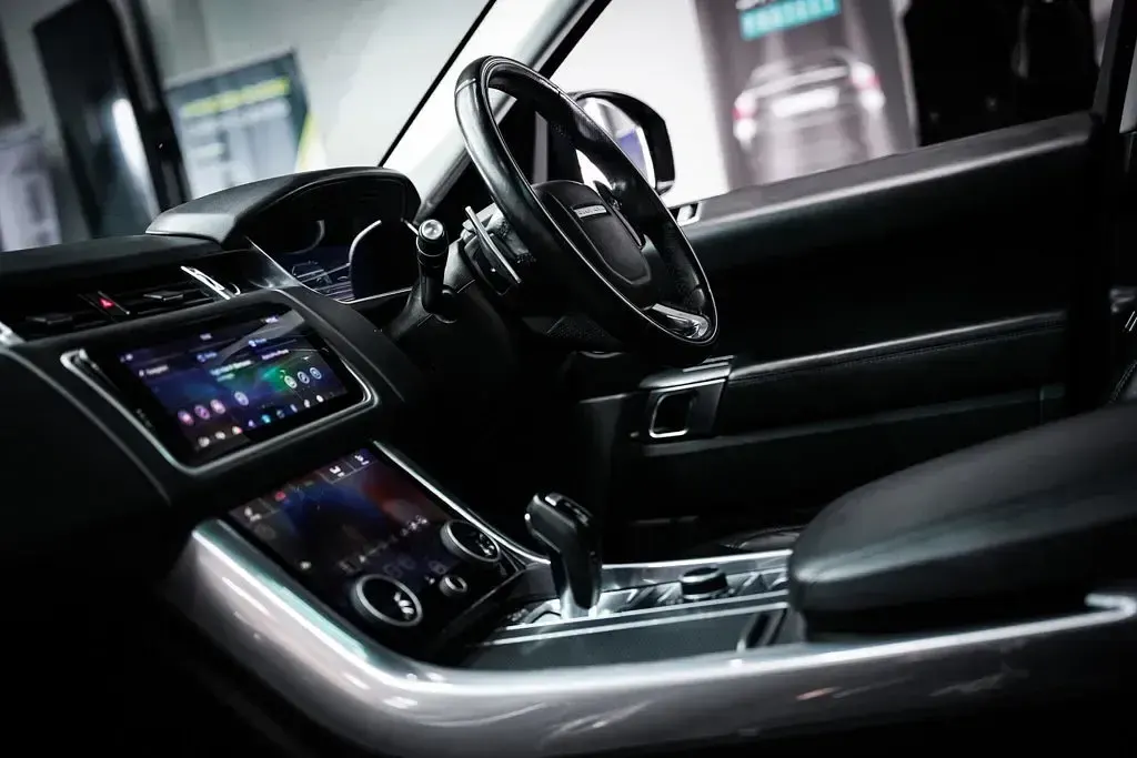 Used Land Rover Range Rover Sport HSE Dynamic 404 HP (297 kW) 2019 Black SUV