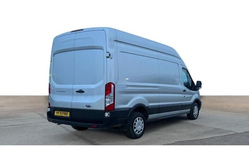 Usado Ford Transit Trend 130 HP (95 kW) 2021 Prateado Van