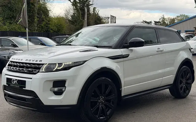 Used Land Rover Range Rover evoque Dynamic 190 HP (139 kW) 2015 White SUV