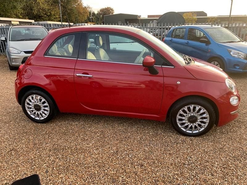 Used Fiat 500 Lounge 69 HP (50 kW) 2016 Red Hatchback