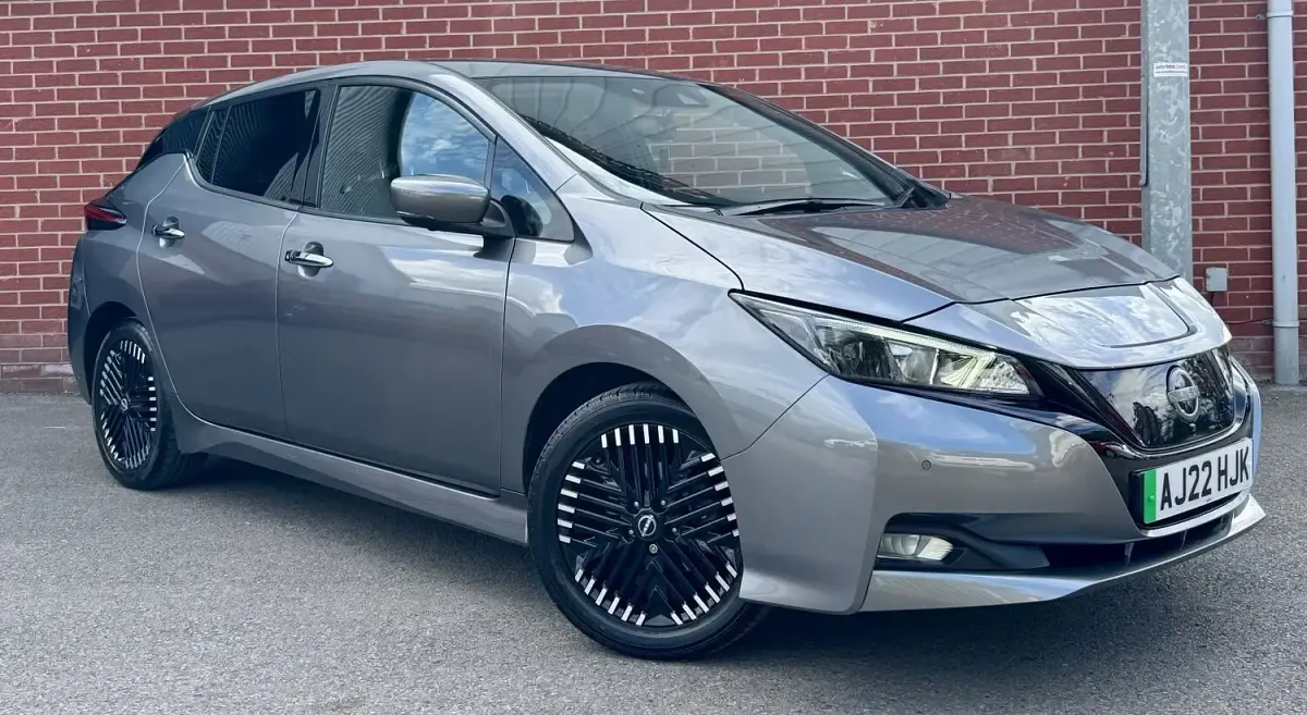 Used Nissan Leaf N-Connecta 110 kW (150 HP) 2022 Grey Hatchback