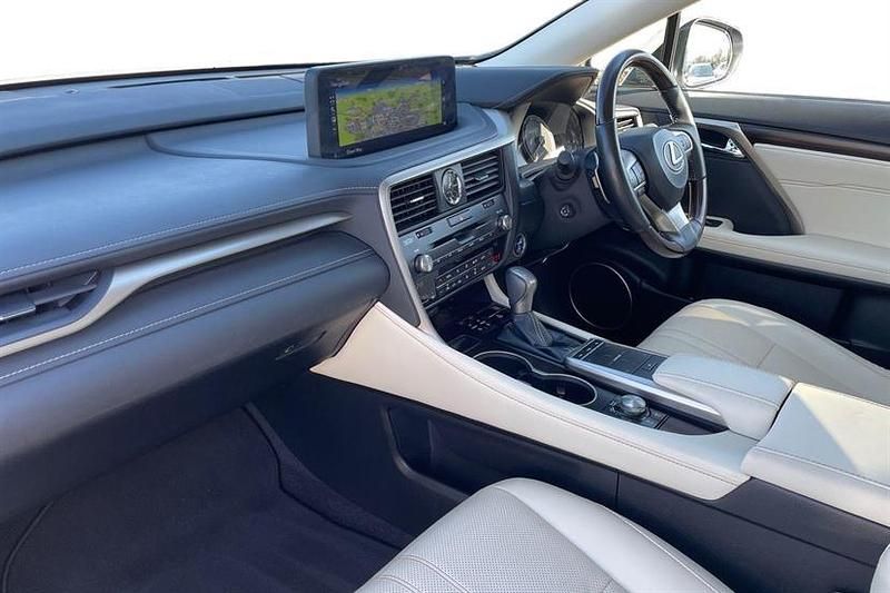 Used Lexus RX450h 313 HP (230 kW) 2022 White SUV