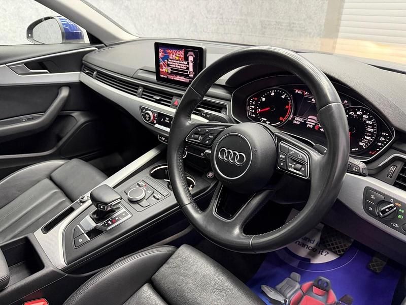 Used Audi A4 Sport 2017 Blue Estate