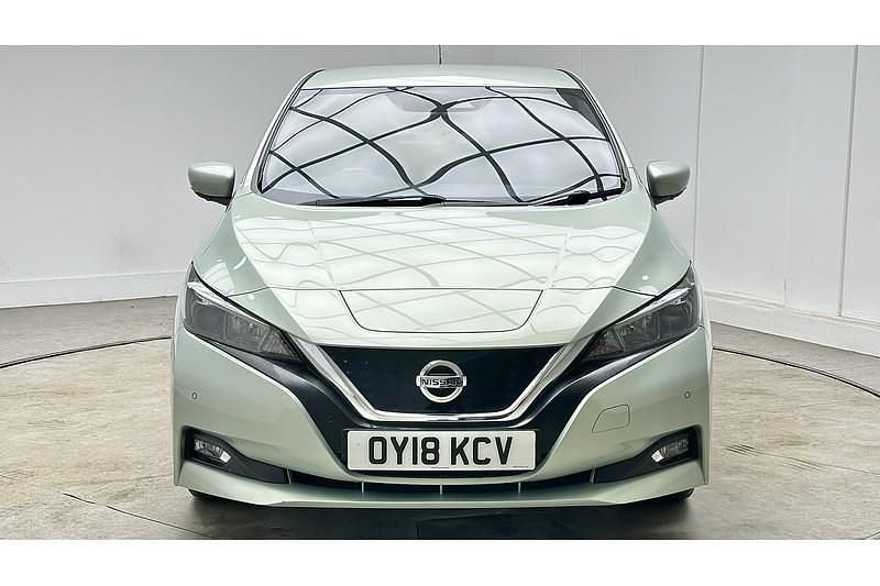 Used Nissan Leaf N-Connecta 110 kW (150 HP) 2018 Silver Hatchback