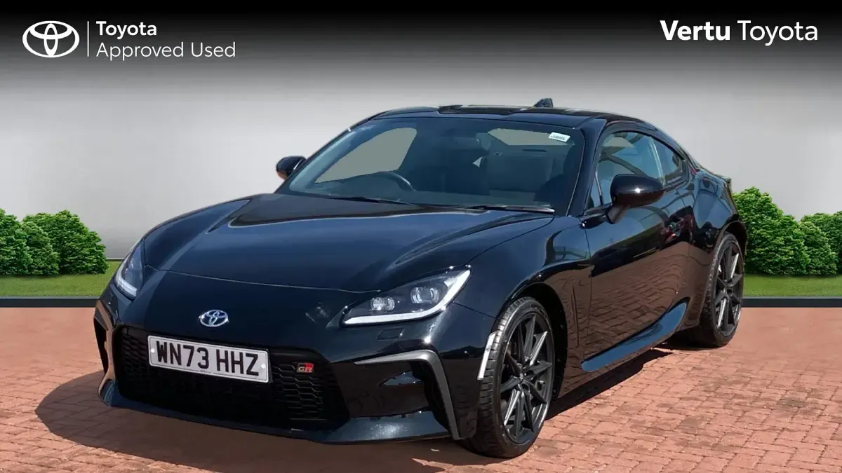 Used Toyota GR86 235 HP (172 kW) 2022 Crystal black (metallic paint) Coupe