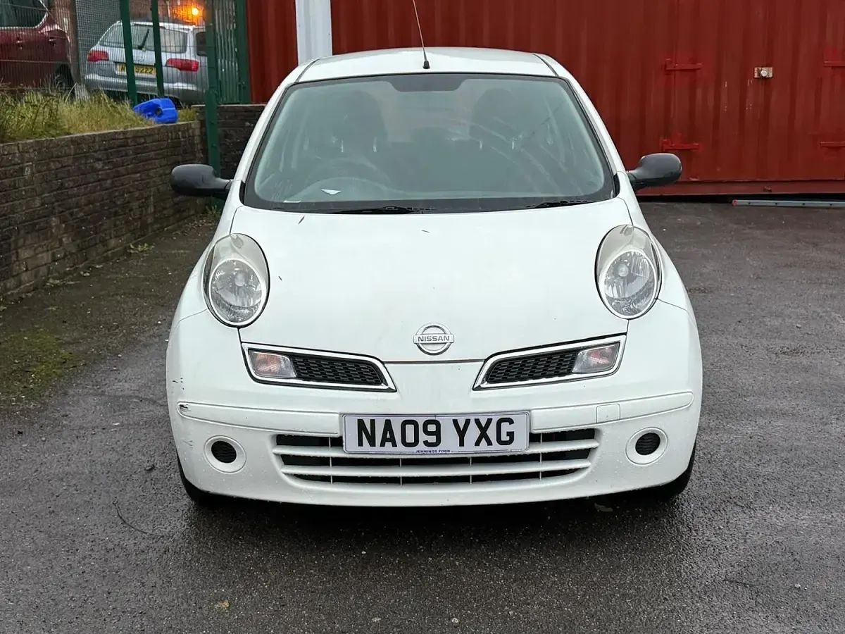 Used Nissan Micra Visia 78 HP (57 kW) 2009 White Hatchback