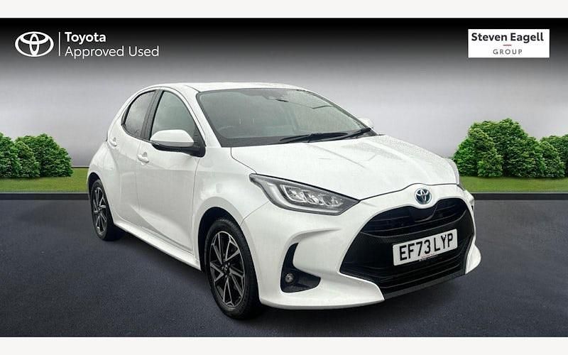 Used Toyota Yaris Hybrid Design 116 HP (85 kW) 2025 Hatchback