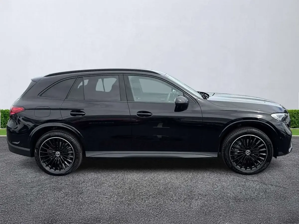 New Mercedes GLC300e Urban 2025 Black Estate