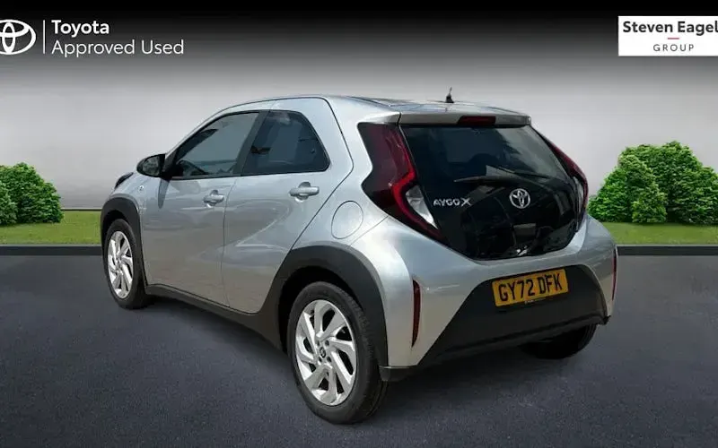 Used Toyota Aygo X PURE 72 HP (52 kW) 2025 SUV