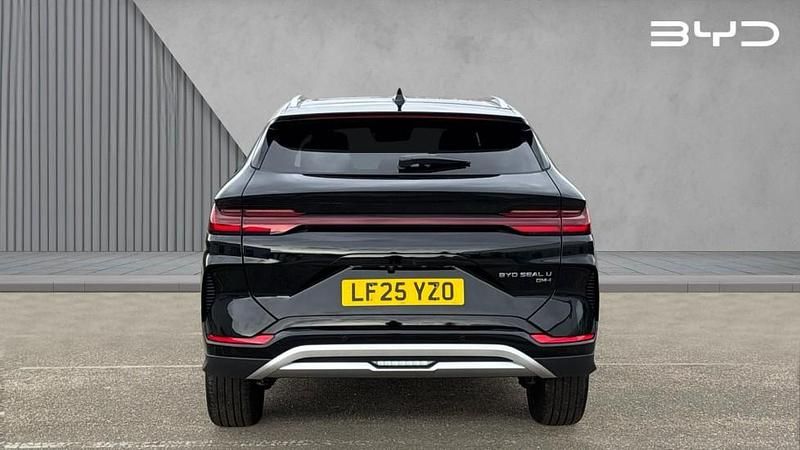 Used BYD Seal U Comfort 218 HP (160 kW) 2025 Black SUV