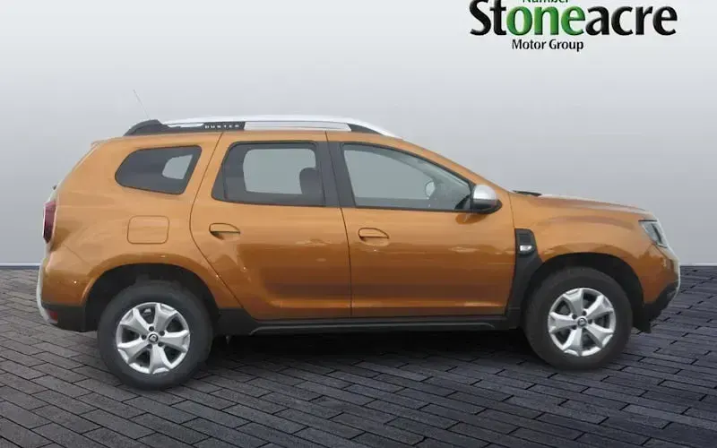 Used Dacia Duster Comfort 116 HP (85 kW) 2021 Orange SUV