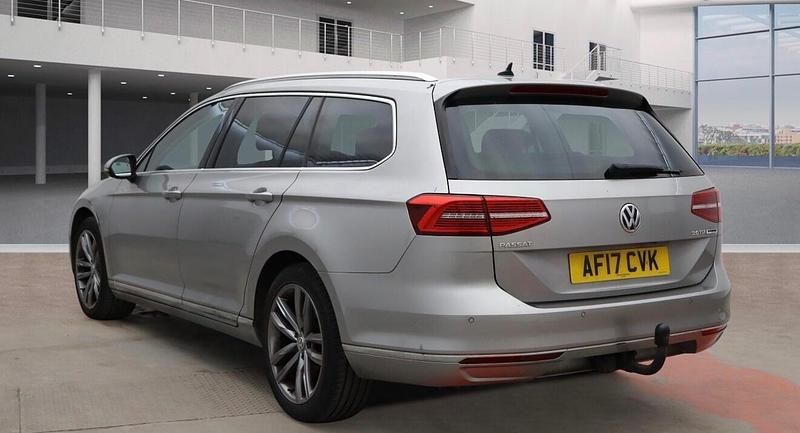 Used VW Passat GT 150 HP (110 kW) 2017 Silver Estate