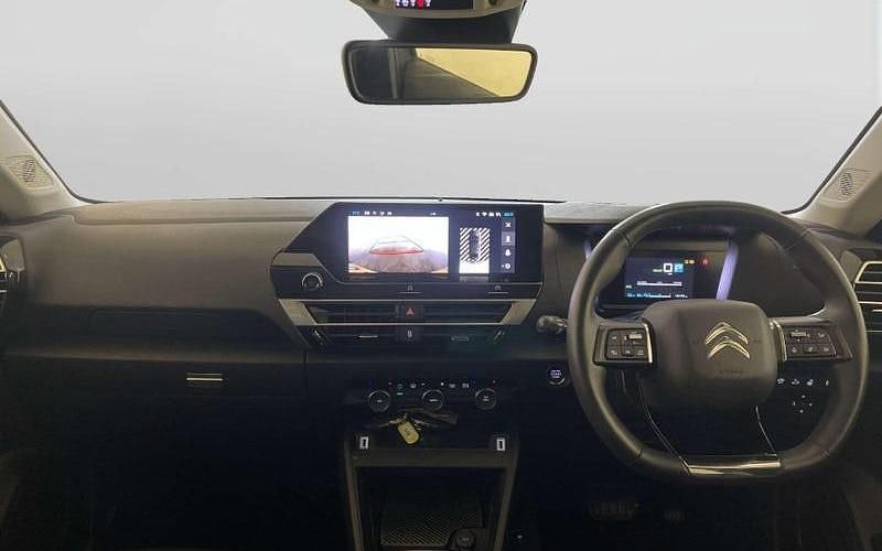 Used Citroën e-C4 Shine 100 kW (136 HP) 2023 Sedan