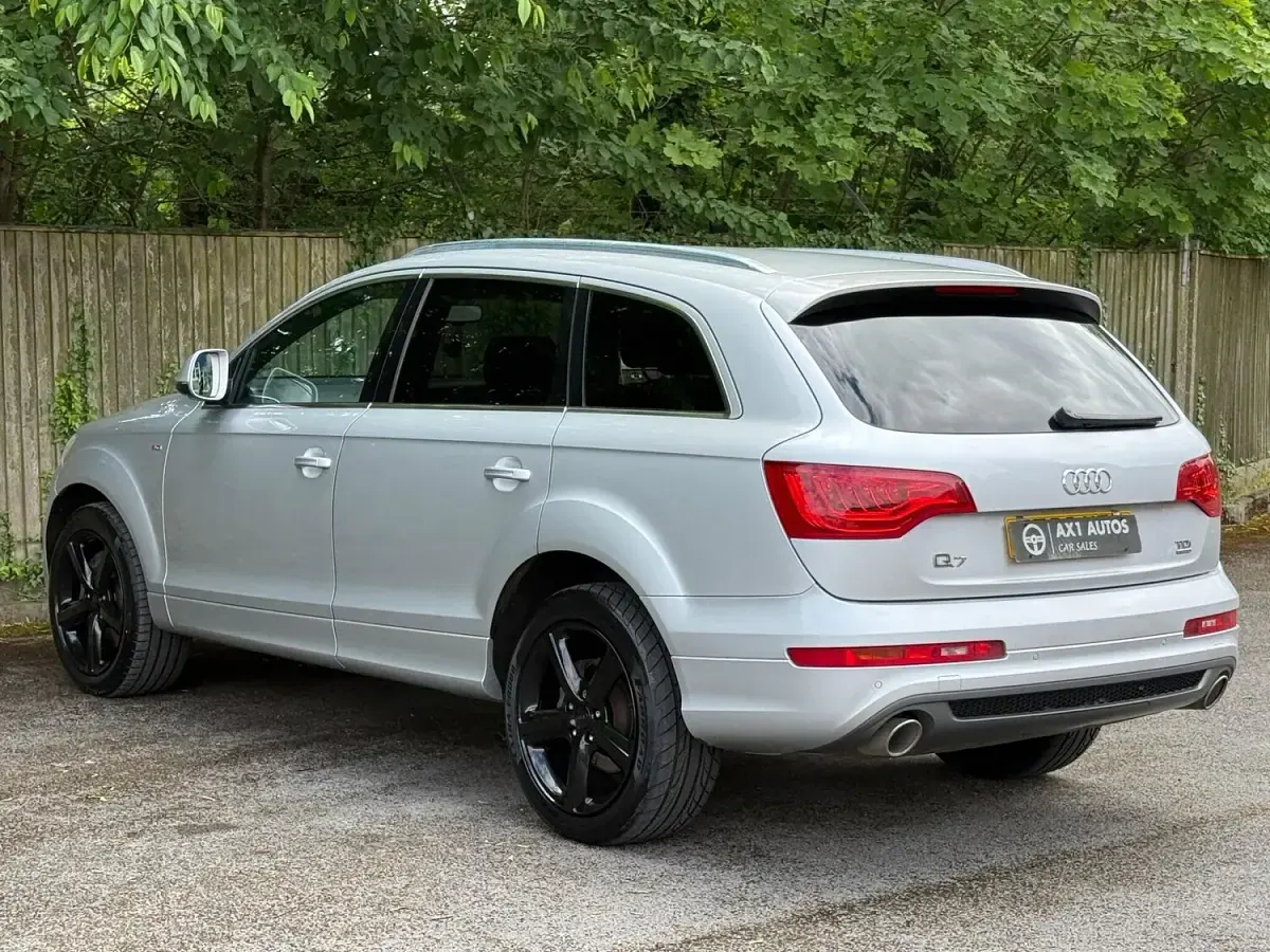 Used Audi Q7 S-Line 245 HP (180 kW) 2012 Silver SUV