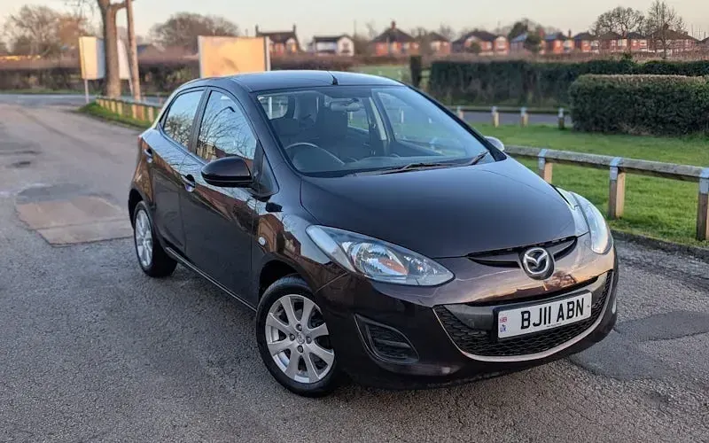 Used Mazda 2 102 HP (75 kW) 2011 Hatchback