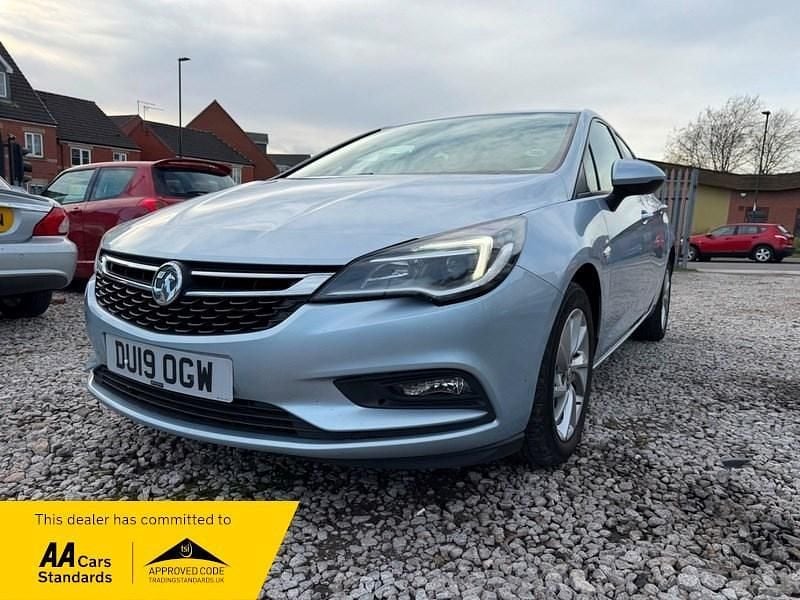 Used Vauxhall Astra Design Edition 2019 Silver Hatchback