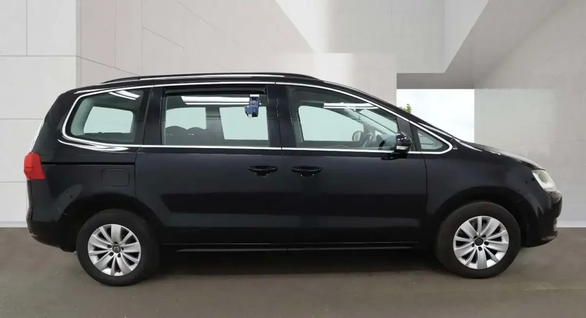 Used VW Sharan SE 140 HP (102 kW) 2012 Black MPV