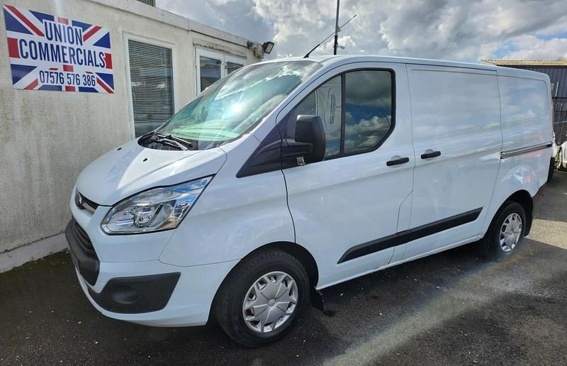 White Used 2016 Ford Transit Custom Trend Van | £6,999 (Super price) - Image 1/4
